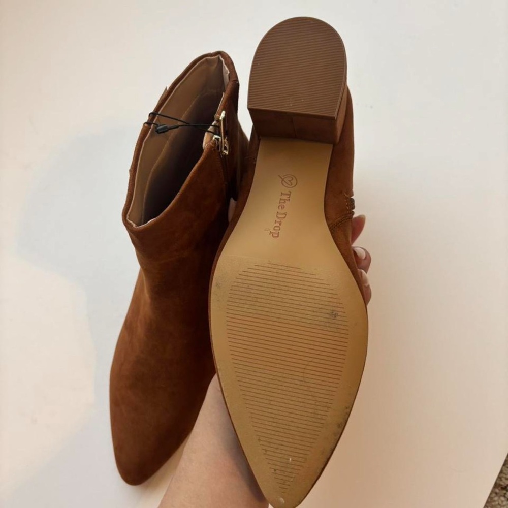 Elegant Tan Suede Ankle Booties - Picture 5 of 5
